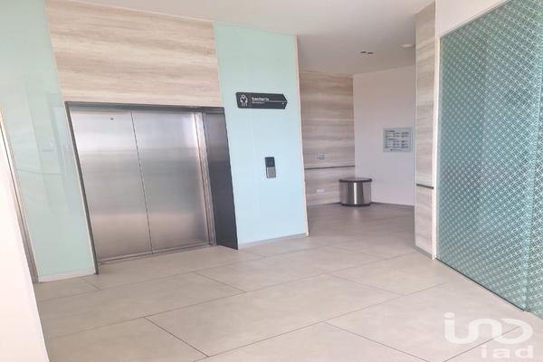 Foto de inmueble en TECAMACHALCO #146, Col. La Paz C.P. 72160, Puebla