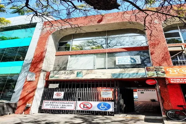 Foto de inmueble en TECNOLOGICO 58, Centro #58, Col. Tecnológico C.P. 76158, Querétaro