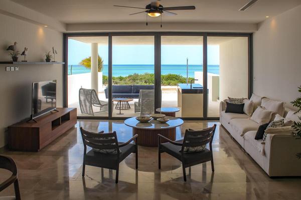 Foto de inmueble en TELCHAC PUERTOFRENTE AL MAR, Col. Felipe Carrillo Puerto C.P. 97208, Mérida