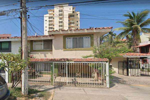 Foto de inmueble en , Col. Telleria C.P. 82017, Mazatlán