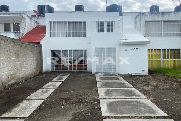 Foto de inmueble en Temixco, Col. Colinas de Altar C.P. 62588, Temixco
