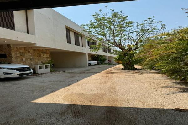 Foto de inmueble en  , Col. Temozon Norte C.P. 97302, Mérida