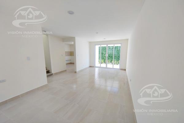 Foto de inmueble en  , Col. Teotlalpan C.P. 90835, La Magdalena Tlaltelulco