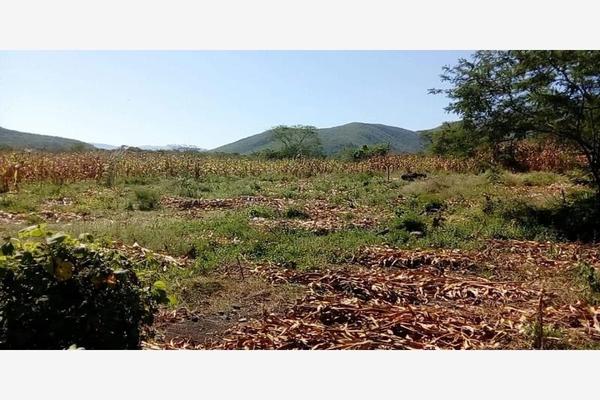 Foto de inmueble en  , Col. Tepames C.P. 28600, Colima