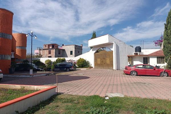 Foto de inmueble en  , Col. Tepetlaoxtoc de Hidalgo C.P. 56070, Tepetlaoxtoc