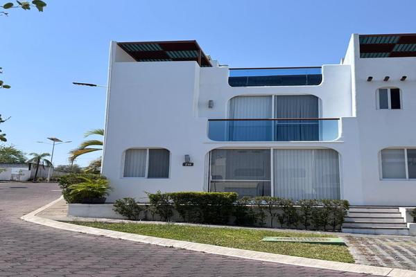Foto de inmueble en  , Col. Tequesquitengo C.P. 62915, Jojutla