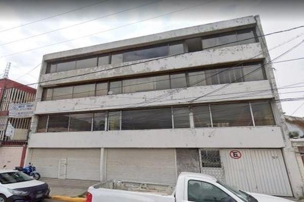 Foto de inmueble en Tlalnepantla Centro, Col. San Javier C.P. 54030, Tlalnepantla de Baz