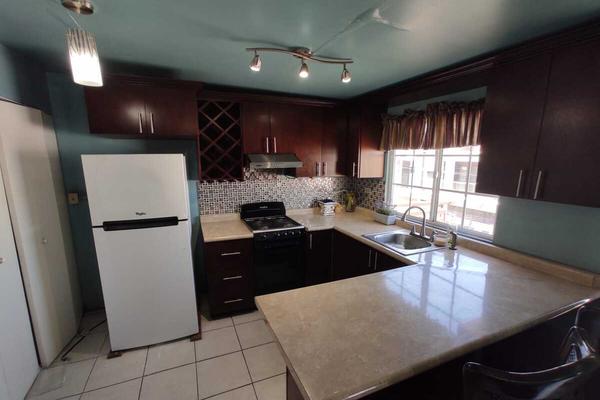 Foto de inmueble en topolobampo, Col. Lomas de Agua Caliente C.P. 22024, Tijuana
