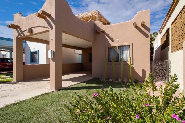 Foto de inmueble en TORIM #57, Col. Villas de Tetakawi C.P. 85506, Guaymas