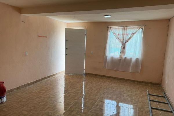 Foto de inmueble en tornado, Col. Santa Bárbara C.P. 56538, Ixtapaluca