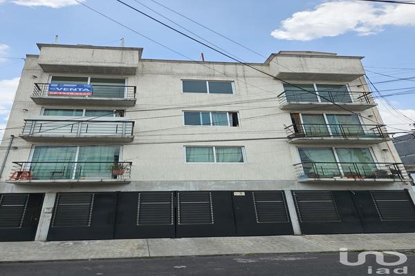 Foto de inmueble en Trabajo y Prevision Social #618, Col. Federal C.P. 15700, Venustiano Carranza