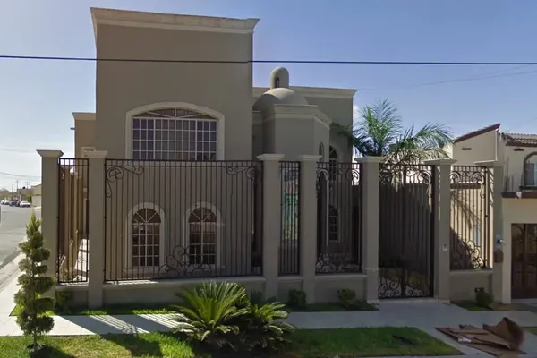 Foto de inmueble en Tres Picos, Col. Las Fuentes C.P. 88740, Reynosa