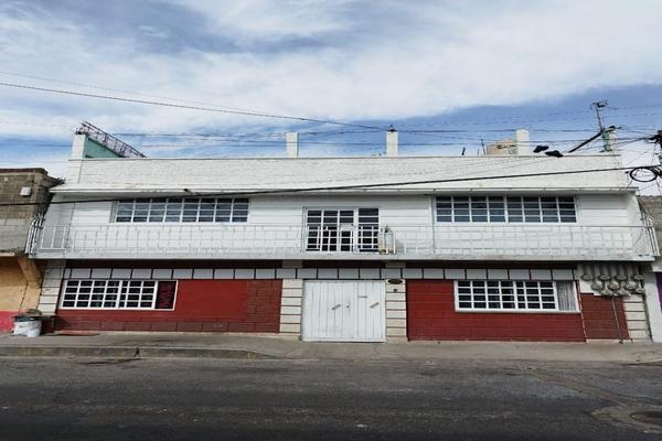 Foto de inmueble en trovador, Col. Agrícola Metropolitana C.P. 13280, Tláhuac