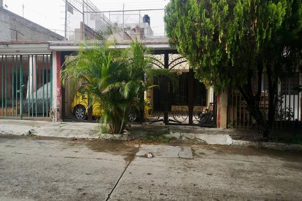 Foto de inmueble en Tula #222, Col. Monumental C.P. 44320, Guadalajara