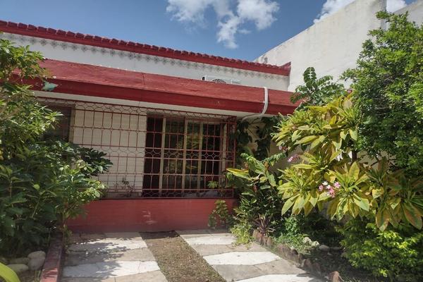 Foto de inmueble en Tulipanes, Col. Adolfo Lopez Mateos C.P. 86040, Centro