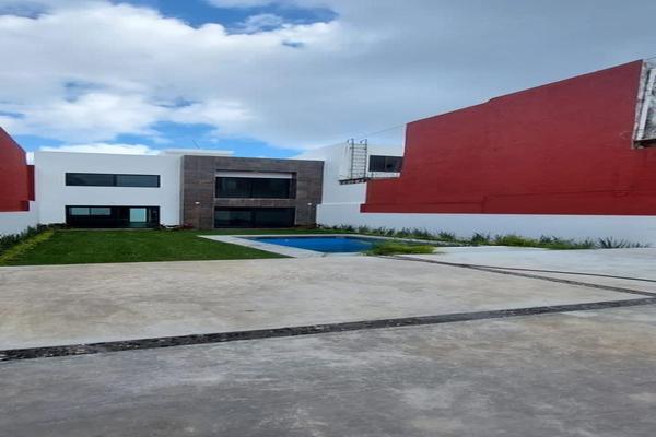 Foto de inmueble en  , Col. Tzompantle Norte C.P. 62164, Cuernavaca