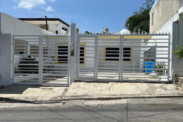 Foto de inmueble en , Col. Unidad Modelo C.P. 89367, Tampico