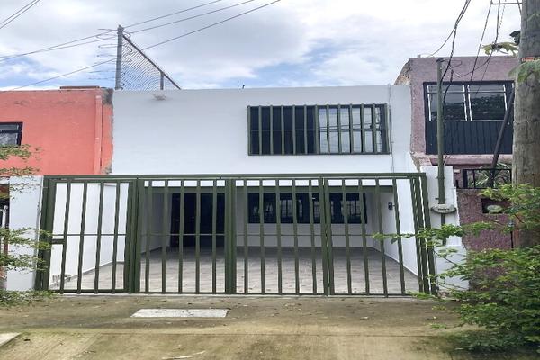 Foto de inmueble en Urbano San Roman, Col. El Dean C.P. 44440, Guadalajara