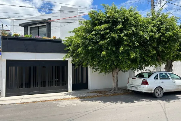 Foto de inmueble en Uruguay #10, Col. Lomas de Querétaro C.P. 76190, Querétaro