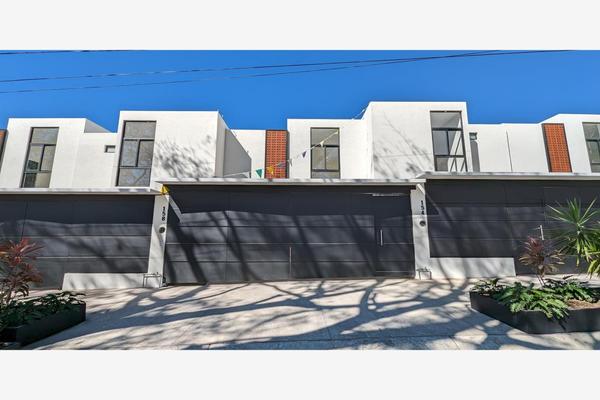 Foto de inmueble en V Carranza, Col. El Chanal C.P. 28610, Colima