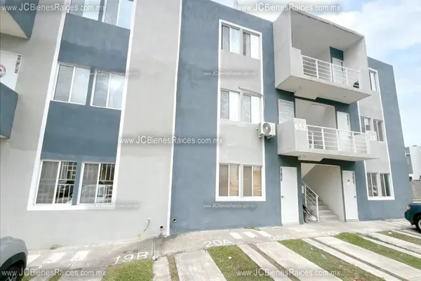 Foto de inmueble en valente diaz #1, Col. Valente Diaz C.P. 91725, Veracruz