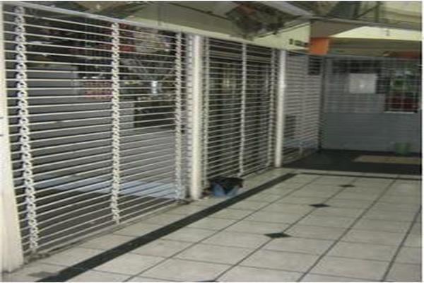 Foto de inmueble en Valle de Anáhuac Sección A, Ecatepec de Morelos, Estado De México, Col. Valle de Anáhuac Sección A C.P. 55210, Ecatepec de Morelos