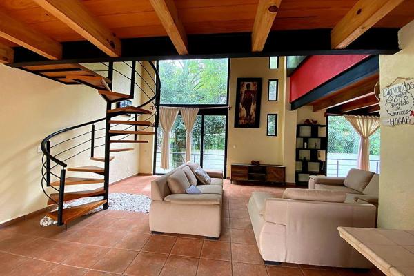 Foto de inmueble en Valle de Bravo , Col. Valle de Bravo C.P. 51200, Valle de Bravo