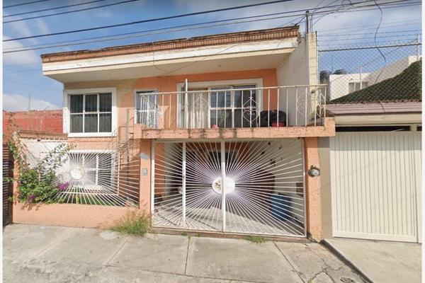 Foto de inmueble en VALLE DE CARACUARO #0, Col. Valle Quieto C.P. 58066, Morelia