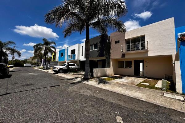 Foto de inmueble en Valle de las Heras, Col. San Pedro Pescador C.P. 45580, San Pedro Tlaquepaque