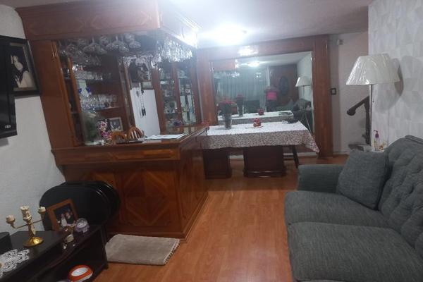 Foto de inmueble en VALLE DE MITLA 127 #MANZANA 58, Col. Fuentes de Aragón C.P. 55248, Ecatepec de Morelos