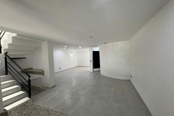 Foto de inmueble en Valle de San Marcos, Col. Jardines Del Valle C.P. 45138, Zapopan