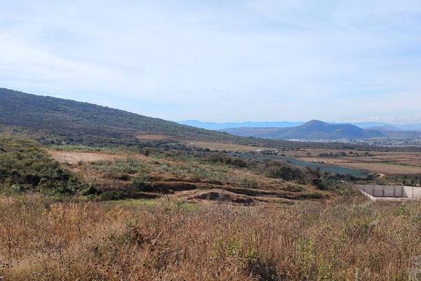 Foto de inmueble en  , Col. Valle de Tlajomulco C.P. 45640, Tlajomulco de Zúñiga
