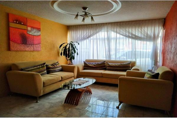 Foto de inmueble en Valle de Tormes #265, Col. Valle de Aragón 3ra Sección Oriente C.P. 55280, Ecatepec de Morelos