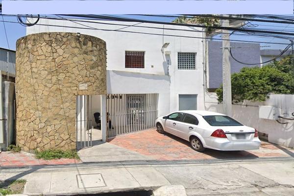Foto de inmueble en Valle del Mirador, Monterrey, Nuevo León, 64750, Col. Valle del Mirador C.P. 64750, Monterrey