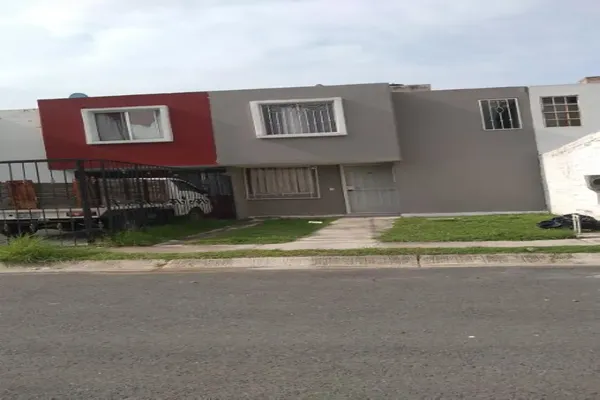 Foto de inmueble en VALLE DEL VERANO NORTE #201, Col. Valle Dorado C.P. 45653, Tlajomulco de Zúñiga