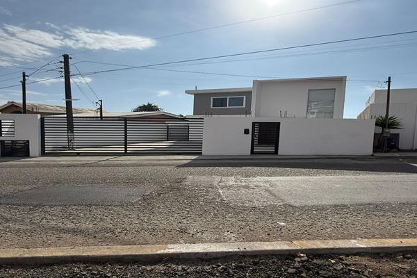 Foto de inmueble en , Col. Valle Dorado C.P. 22890, Ensenada