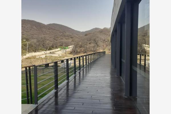 Foto de inmueble en Valle Escondido ###, Col. Valle Escondido C.P. 52937, Atizapán de Zaragoza