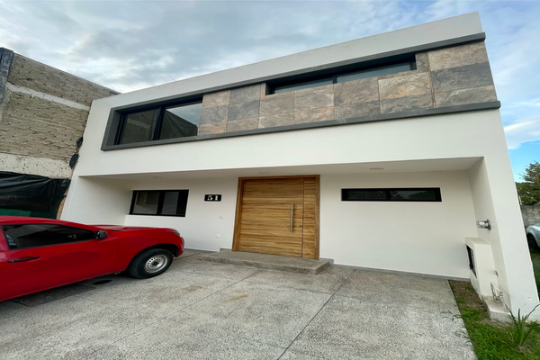 Foto de inmueble en valle imperial, Col. Valle Imperial C.P. 45134, Zapopan