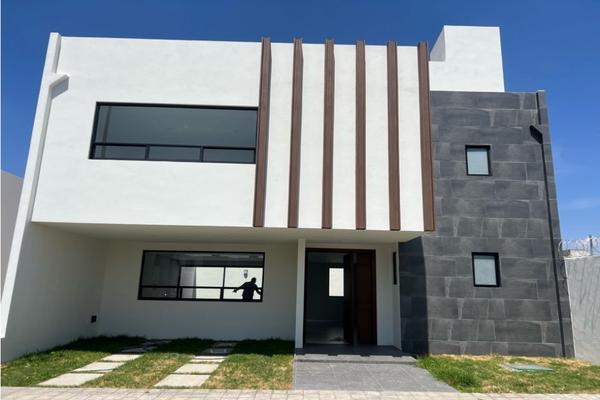 Foto de inmueble en Blvd Felipe Ángeles , San Antonio el Desmonte, Col. Pachocan C.P. 42083, Pachuca de Soto