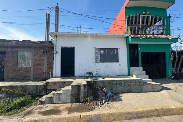 Foto de inmueble en Venustiano Carranza, Col. Azteca C.P. 82186, Mazatlán