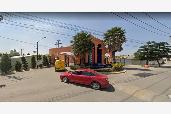 Foto de inmueble en VERANO, Col. Jardines de Tultitlán C.P. 54910, Tultitlán