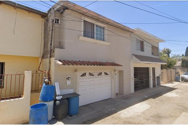 Foto de inmueble en VERSALLES #00, Col. Villas Residencial del Real C.P. 22785, Ensenada