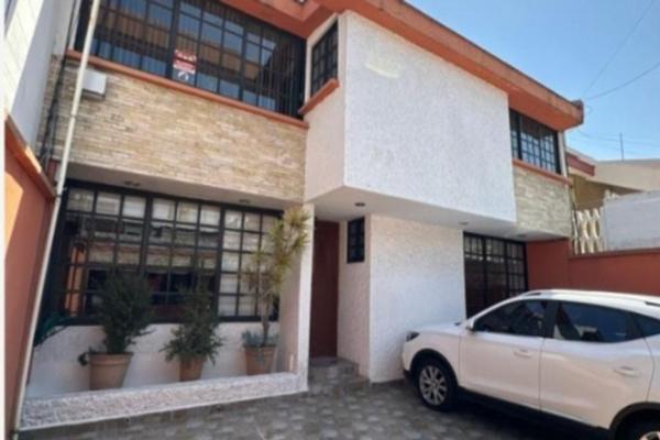 Foto de inmueble en Manuel Sandoval Vallarta #211, Col. Vértice C.P. 50150, Toluca