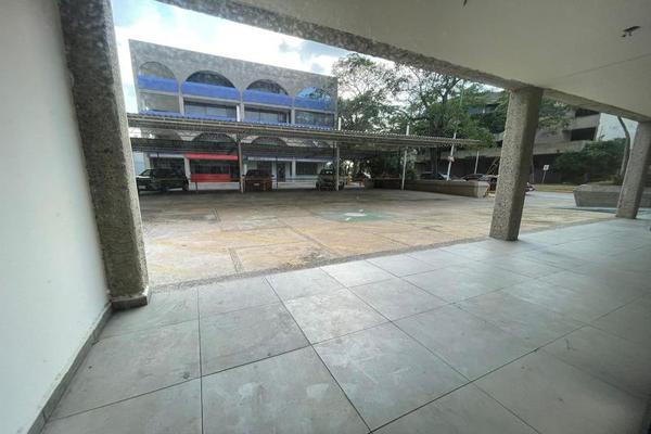 Foto de inmueble en Via 2, Col. Galaxia tabasco 2000 C.P. 86035, Centro