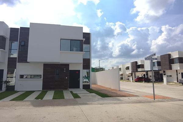 Foto de inmueble en  , Col. Vía Cumbres Residencial C.P. 77560, Benito Juárez
