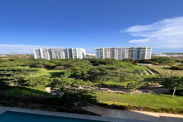 Foto de inmueble en Via montejo, Col. Ampliación Francisco de Montejo C.P. 97203, Mérida