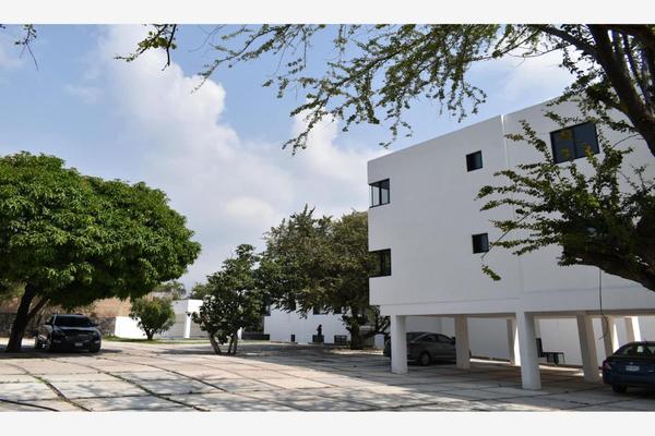 Foto de inmueble en  , Col. Vicente Estrada Cajigal C.P. 62460, Cuernavaca