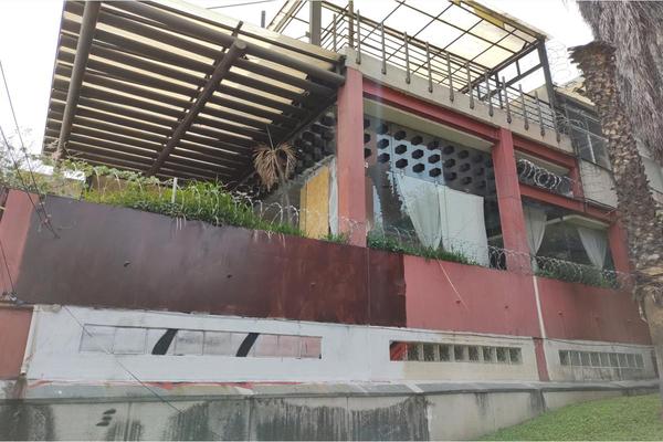 Foto de inmueble en Vicente Guerrero #380, Col. Miraval C.P. 62270, Cuernavaca