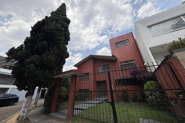 Foto de inmueble en Villa de la Estrella, Col. Paseo de las Palmas C.P. 52787, Huixquilucan