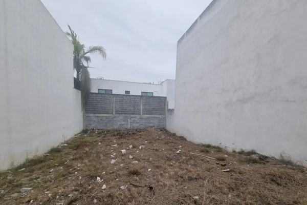 Foto de inmueble en Villa Portuguesa, Col. Cumbres Elite Sector Villas C.P. 64340, Monterrey